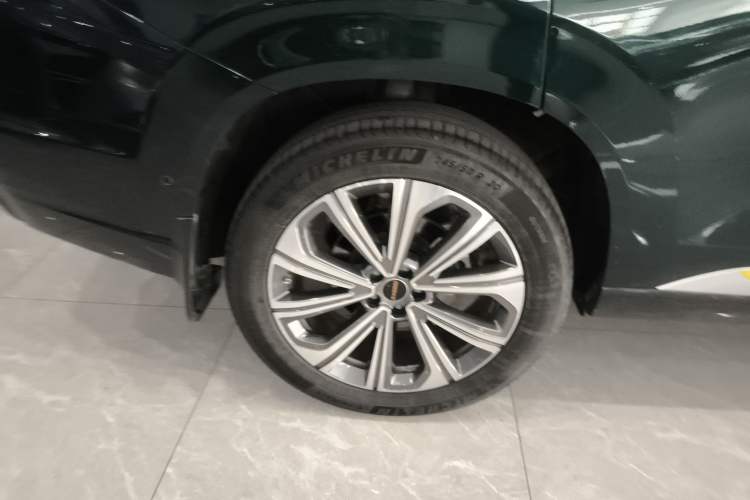 Used EXEED Lanyue 2023 400T Four-Wheel Drive Star Prestige 7-Seater