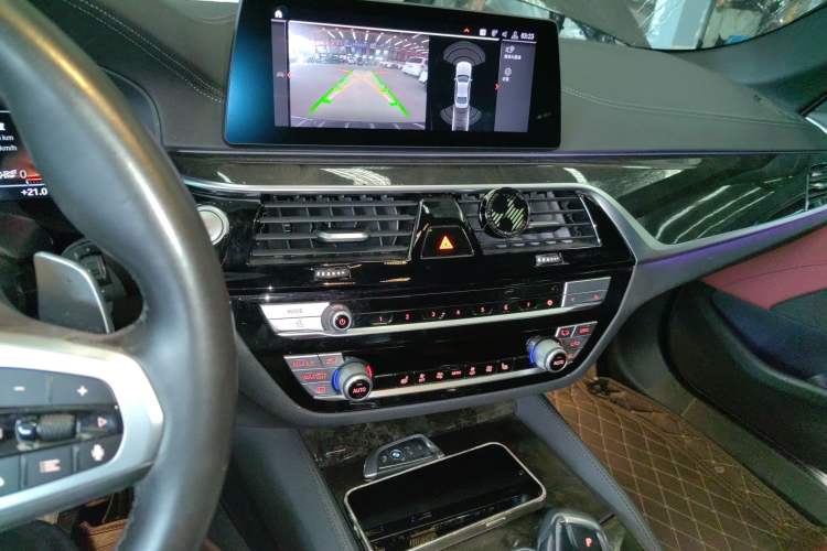 Used BMW 5 Series 2020 530Li Leading Model M Sport Package
