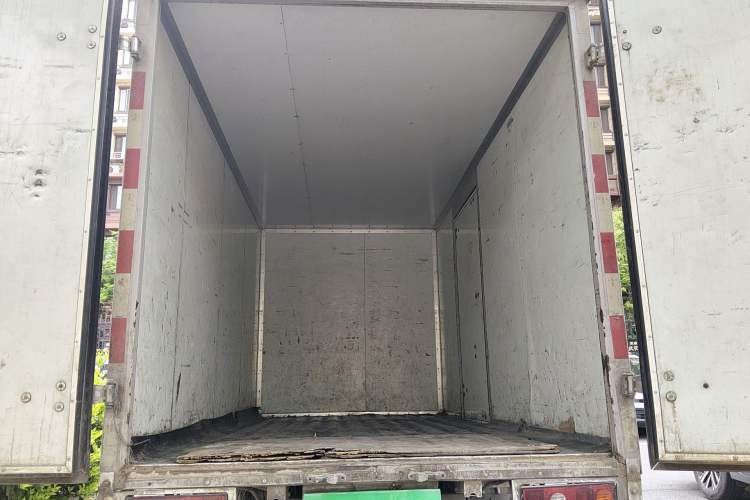 Used CHANGAN KAICHENG Shenqi T30 2021 1.6L Comfort Single-Row 3.6m Steel-Plate Van DAM16KR