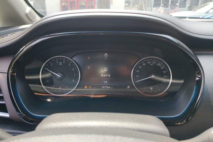 Used Buick GL8 2021 Land Cruiser Executive Class 652T Luxury Model