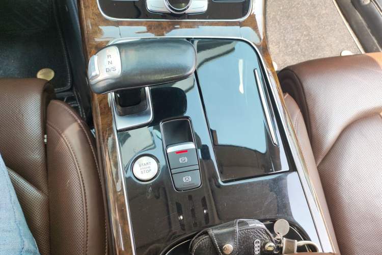 Used Audi A8 2014 A8L 45 TFSI quattro Luxury Model
