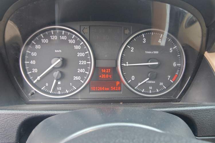 Used BMW X1 2014 sDrive18i Leading Model