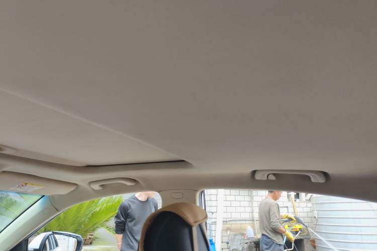 Used Geely Auto Emgrand GL 2018 1.8L DCT Elite Smart Connectivity Version Headliner