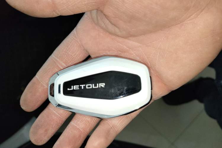 Used JETOUR X70 PLUS 2023 1.6T DCT Stronger 5-Seater
