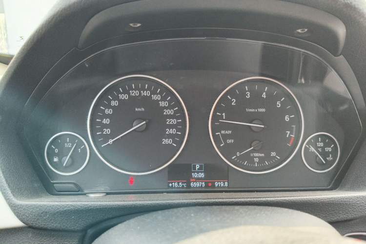 Used BMW 3 Series GT 2016 320i Fashion Model
