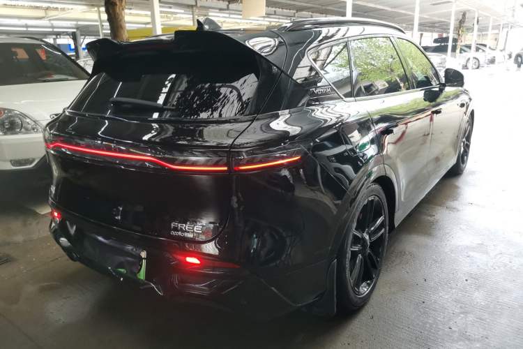 Used VOYAH FREE 2025 318 259 km All-Wheel-Drive Exploration Edition Rear Right 45 Deg