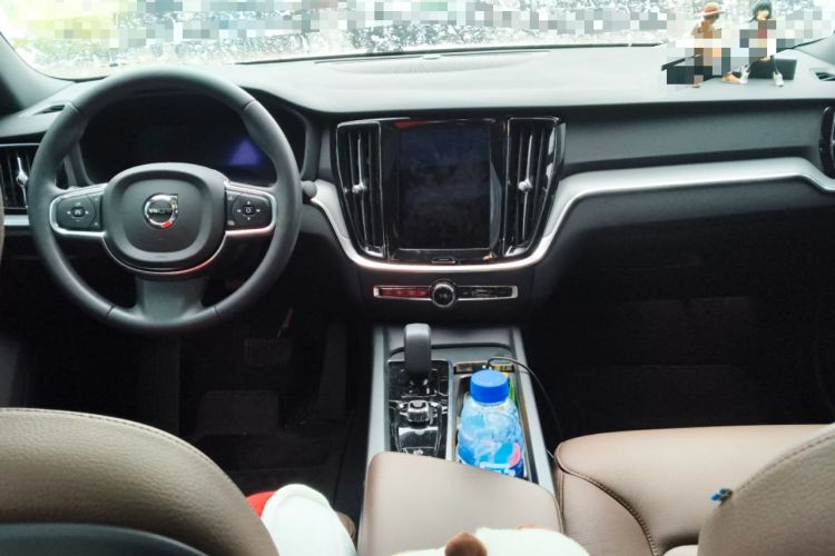 Used Volvo S60 2023 B4 Zhiyi Luxury Edition
