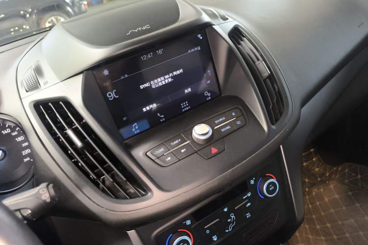 Used Ford Kuga 2019 EcoBoost 180 Two-Wheel-Drive Platinum Edition China VI Standard
