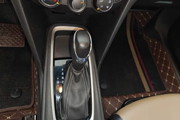 Used Chevrolet Monza 2022 320 Automatic Enjoyment Sunroof Version
