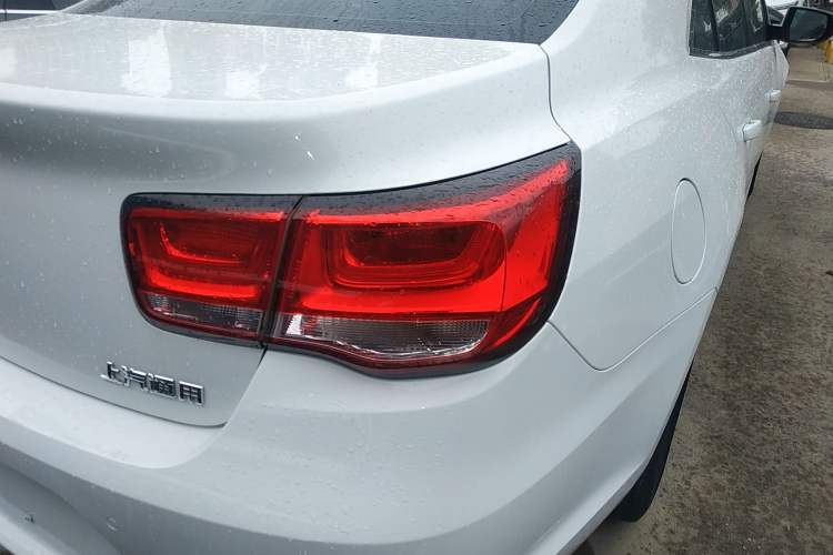 Used Chevrolet Malibu 2017 1.5T Automatic Comfort Edition Exterior 3