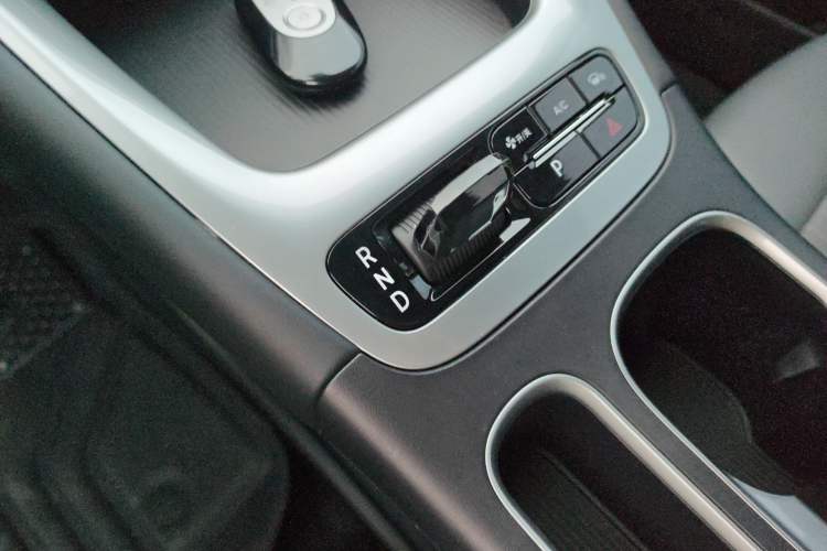 Used Geely Galaxy Geome 2026 Model 310km Dream Edition Gear Lever