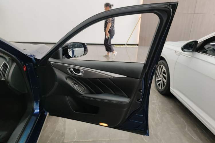 Used Infiniti Q50L 2021 2.0T Enjoyment Edition
