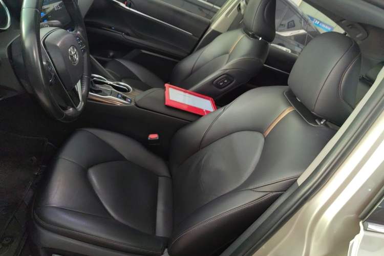 Used Toyota Camry 2019 2.0G Luxury Edition China VI Standard
