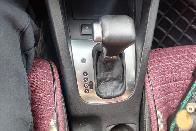 Used Volkswagen Sagitar 2010 1.4 TSI Automatic Luxury Model