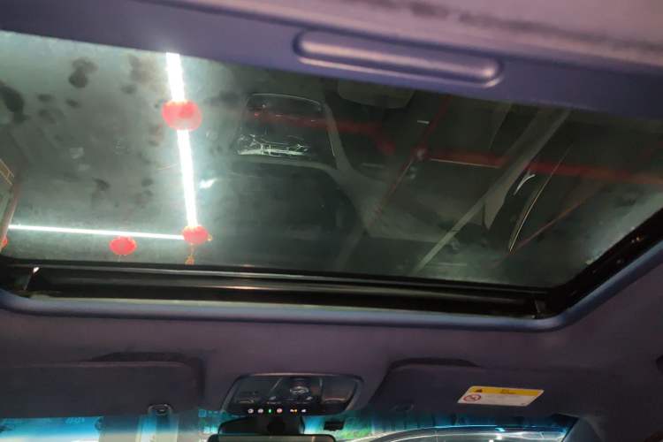 Used Buick GL8 2022 Avenir Avia Four-Seat Prestige Edition Headliner