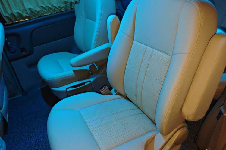 Used Buick GL8 2014 2.4L Classic Edition Left Rear Seat