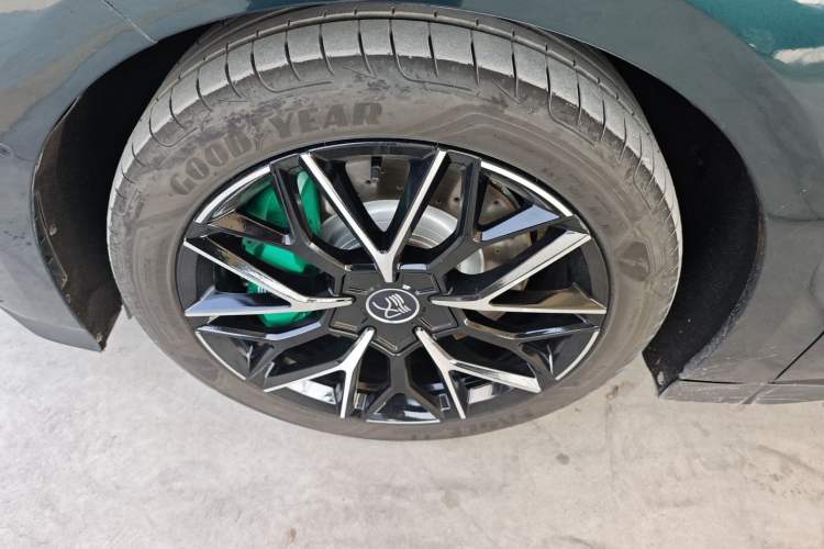 Used BYD Han 2022 EV 610 km All-Wheel-Drive Qianshan Cui Limited Edition
