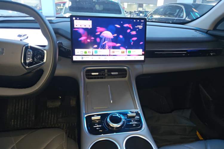 Used Geely Galaxy L6 2025 EM-i 140km Starship Edition
