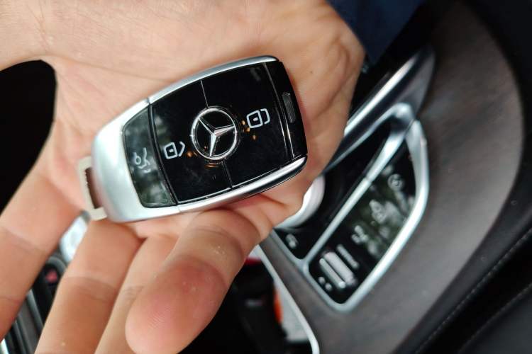 Used Mercedes-Benz E-Class 2017 E 200 Sport 4MATIC Vehicle Key