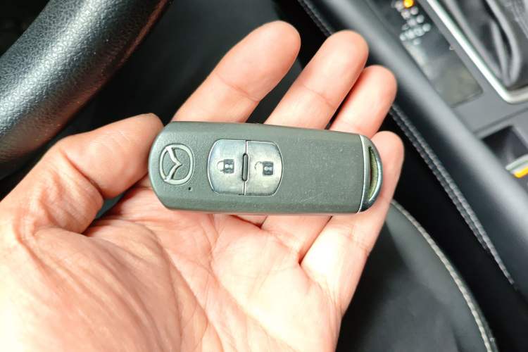 Used Mazda CX-4 2016 2.0L Automatic 2WD Blue Sky Dynamic Edition
