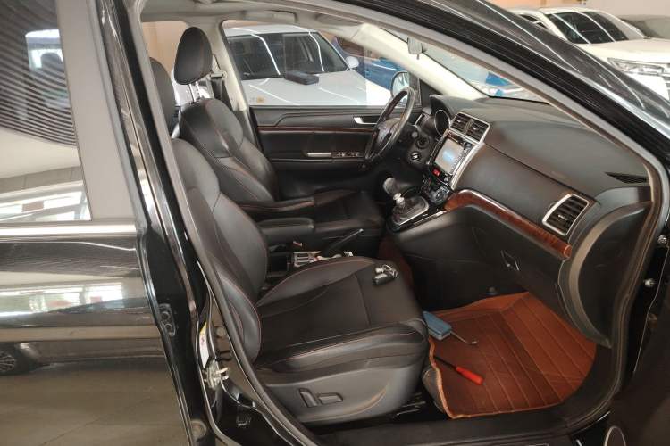 Used Haval H6 2014 Sport Version 1.5T Manual Two-Wheel Drive Elite Edition