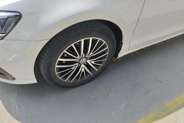 Used Volkswagen Lamando 2019 280TSI DSG Luxury Edition China V Standard Exterior 4