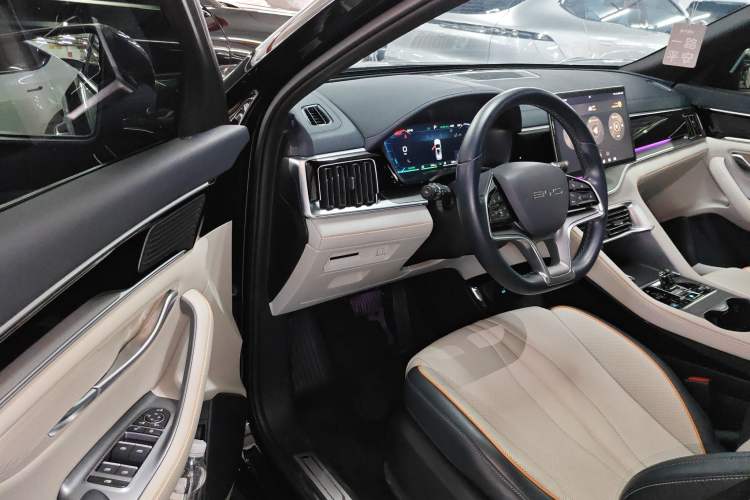 Used BYD Song PLUS New Energy 2023 Champion Edition DM-i 150KM Flagship PLUS
