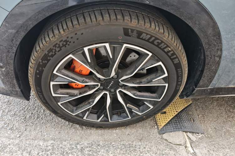 Used Zeekr 7X 2025 100kWh Long-Range All-Wheel Drive Intelligent Driving Version
