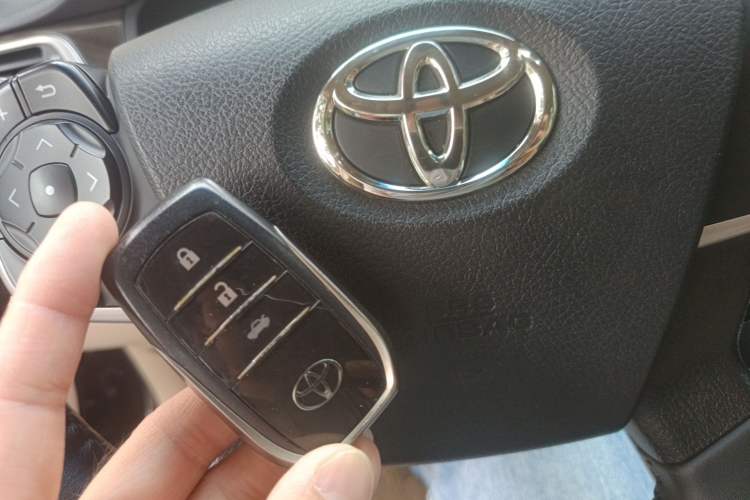 Used Toyota Camry 2012 Luxurious Edition 2.5HG Zunrui Vehicle Key