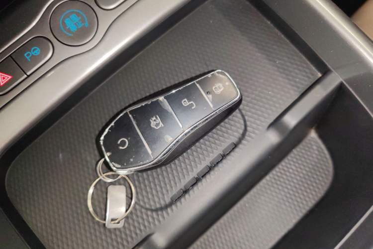 Used BYD Dolphin 2025 Intelligent Driving Version 410 km Fashion Edition Vehicle Key