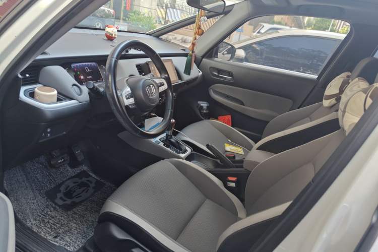 Used Honda LIFE 2021 1.5L CVT CRO-SS Fun Edition
