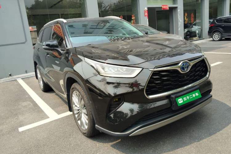 Used Toyota Highlander 2022 Dual-Engine 2.5L Four-Wheel Drive Supreme Edition 7-Seater Front Right 45 Deg