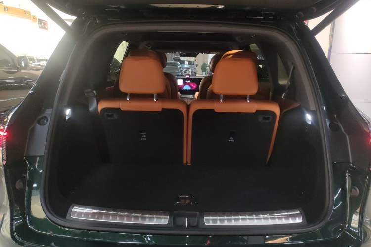 Used Hima AITO M8 2025 Extended-Range Ultra Version 53.4 kWh 6-Seater Edition