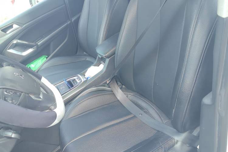 Used Peugeot 408 2015 1.2T Automatic Luxury Edition Left Front Seat