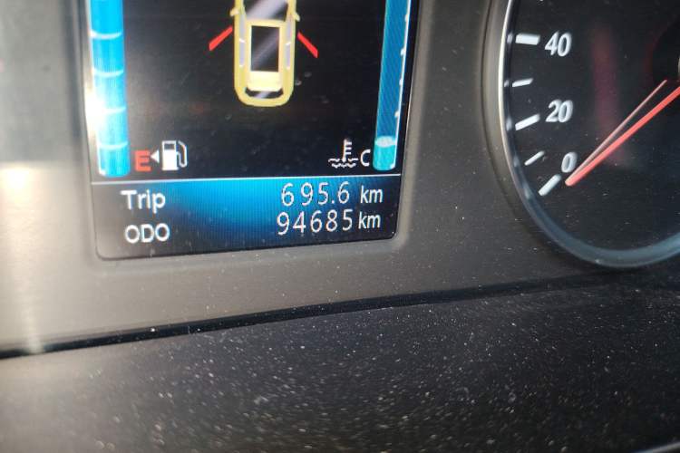 Used Zotye T600 2019 1.5T Manual Elite Edition Odometer Close Up