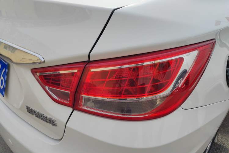 Used Haima Fumei 2014 M5 1.6L Manual Elite Model
