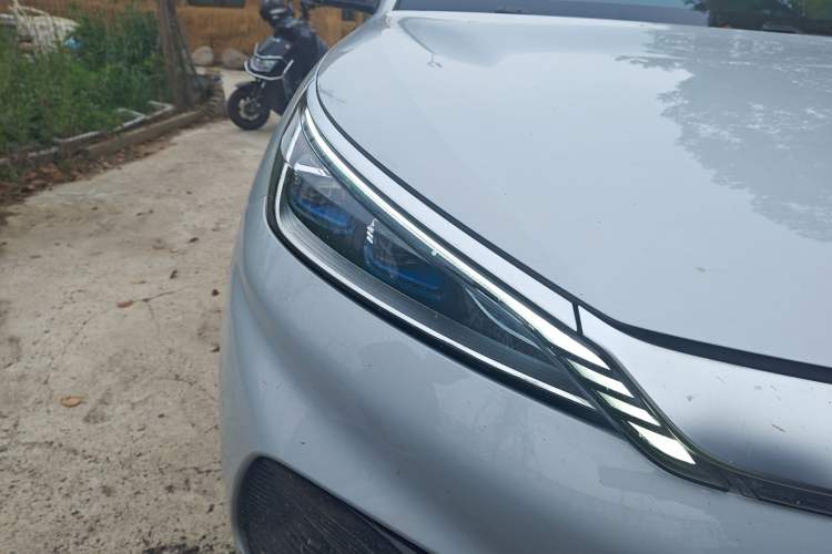 Used BYD Yuan PLUS 2024 Honor Edition 510KM Beyond Model Right Front Headlight