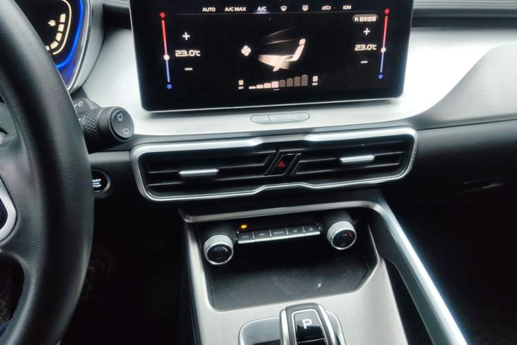 Used Geely Auto Coolray New Energy 2020 1.5T ePro Super Audio And AC Panel