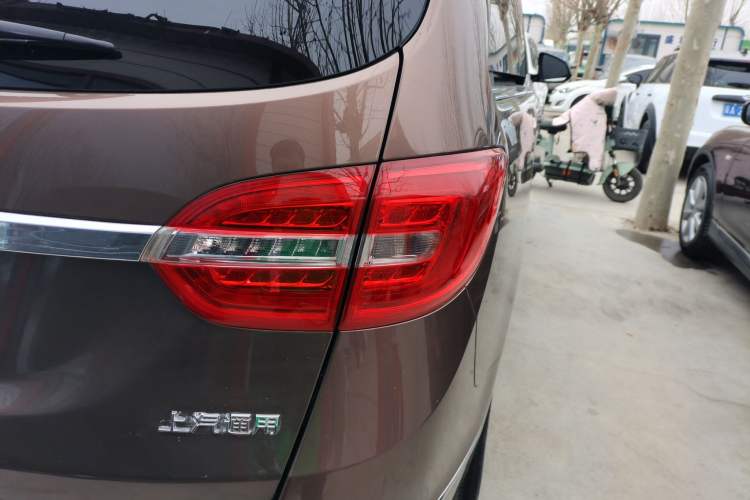 Used Buick GL8 2018 28T Luxury Model China VI Standard
