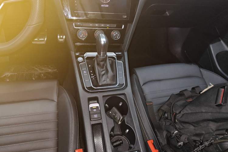 Used Volkswagen Magotan 2025 Zhongxiang Version 280TSI DSG Comfort Edition