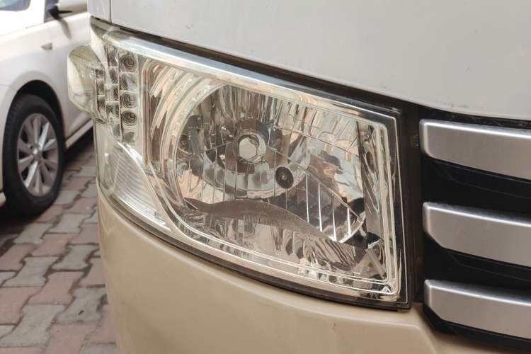 Used Foton Scenic G9 2016 2.4L Commercial Version Long Wheelbase 4G69
