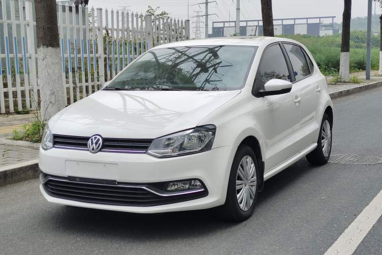 Used Volkswagen Polo 2016 1.6L Automatic Comfort Model