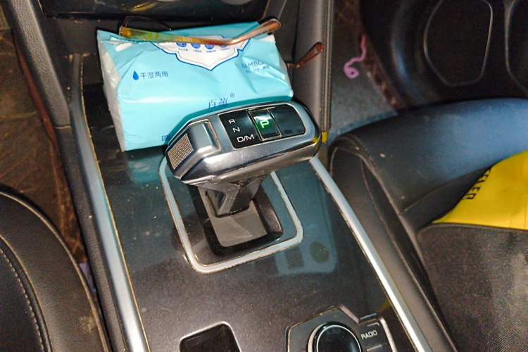 Used Haval H6 2018 Blue Label Sport Edition 1.5T Automatic Two-Wheel Drive Prestige Model Gear Lever