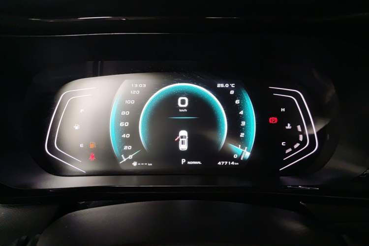 Used CHANGAN OSHAN X5 2021 1.5T DCT Prestige Edition Instrument Cluster