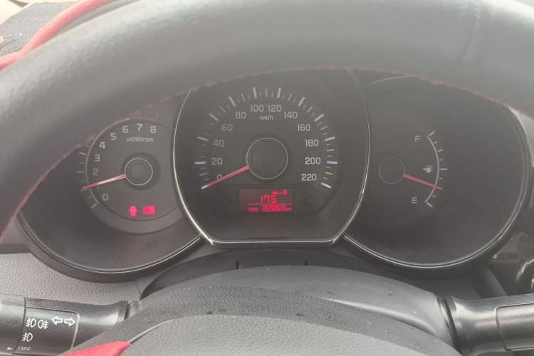 Used Kia K2 2012 Sedan 1.4L MT GLS Commemorative Edition