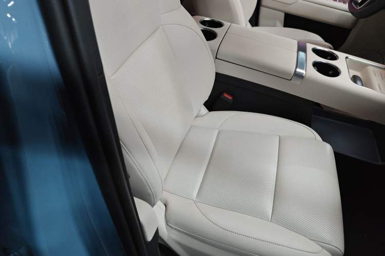 Used Li Auto L8 2024 Ultra Model