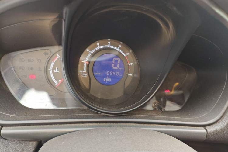 Used Lifan Auto X60 2015 1.8L Manual Comfort Model China V Standard
