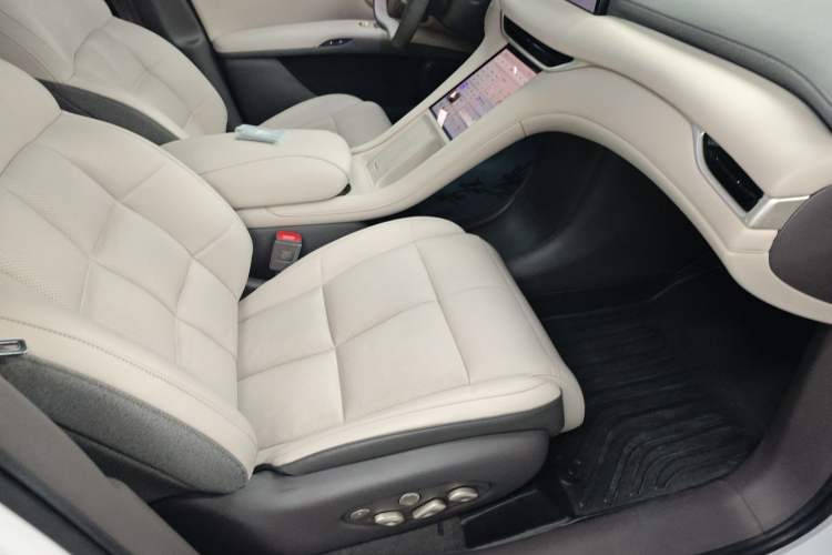 Used IM LS6 2025 Lingxi Intelligent Driving Edition