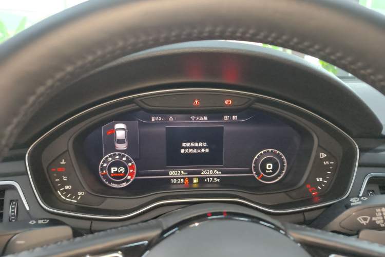 Used Audi A4L 2019 40 TFSI Fashion Edition China VI Emission Standard
