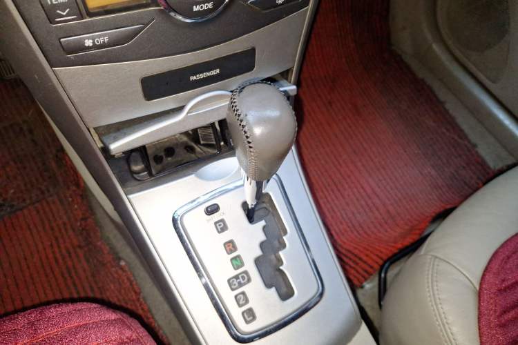 Used Toyota Corolla 2007 1.8L Automatic GLX-i Gear Lever
